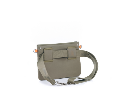 Arly Messenger Snap out pouch back view #color_olive