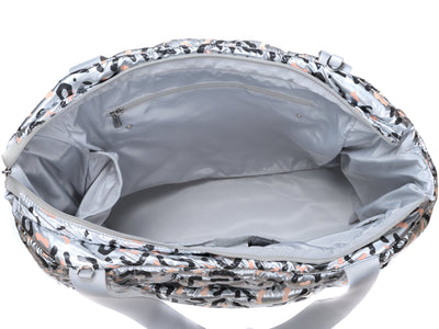 Weekender 2 interior view with silver lining #color_silver-blush-cheetah
