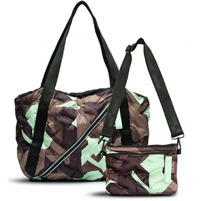 Easy Tote front view with snap out pouch #color_mint-chip